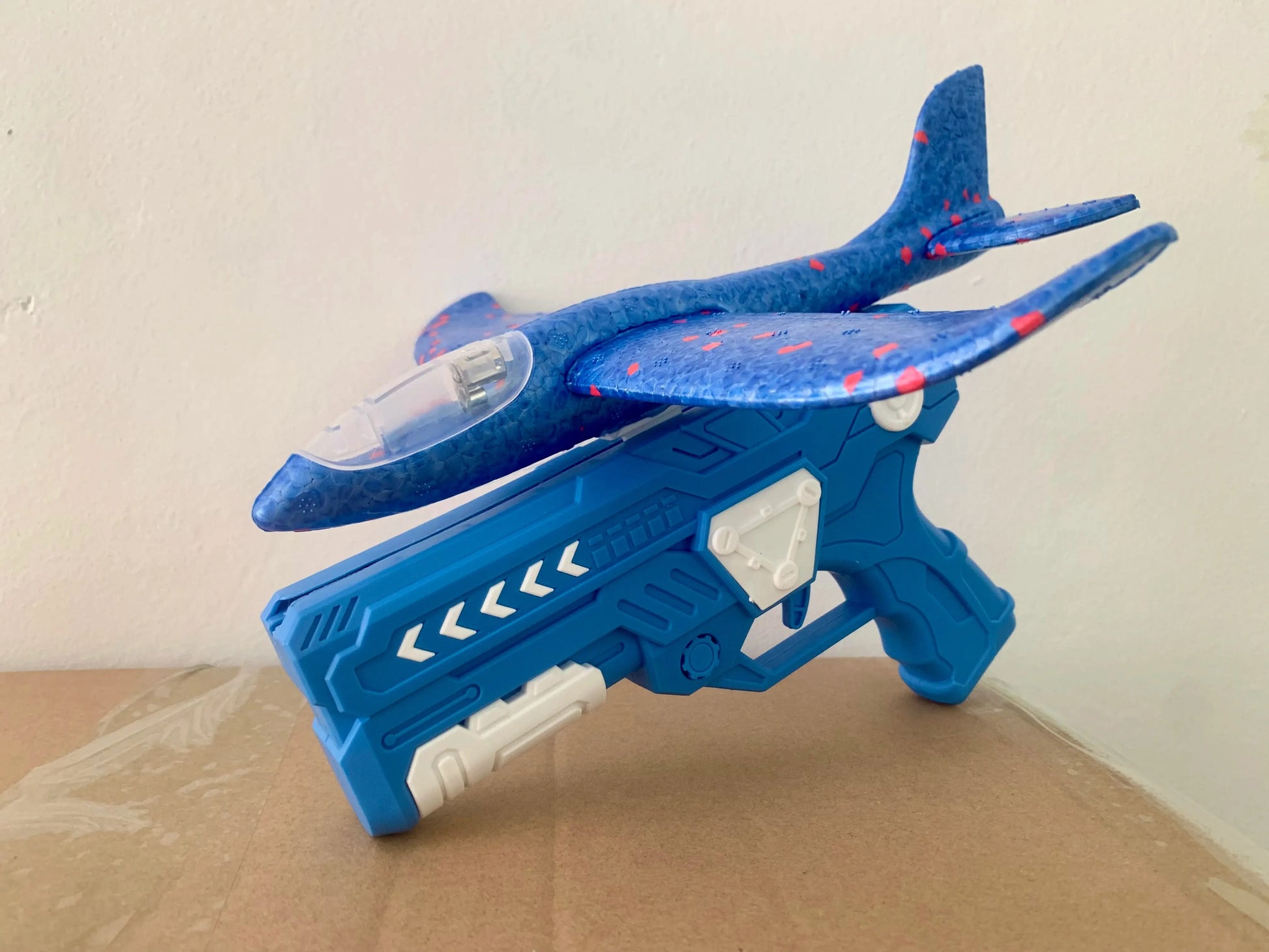 Glowing Foam Aircraft 10M Launcher Catapult Glider Aircraft Gun Toy Children's Outdoor Game Bubble Model Shooting Flying Roundab